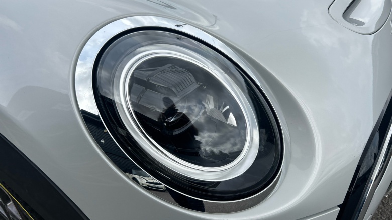 MINI Hatchback 135kW Cooper S Level 3 33kWh 3dr Auto Electric Hatchback